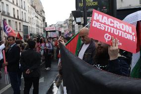 Rally Against The President's Forceful Blow - Paris