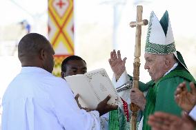 Pope Francis Leads A Mass in Port Moresby - Papua New Guinea