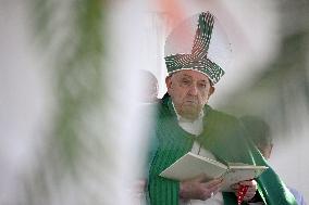 Pope Francis Leads A Mass in Port Moresby - Papua New Guinea