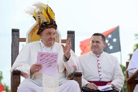 Pope Francis Meets With Faithful Of Vanimo - Papua New Guinea