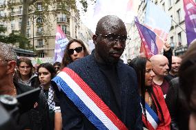 Rally Against The President's Forceful Blow - Paris