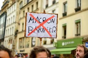 Rally Against The President's Forceful Blow - Paris