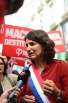 Rally Against The President's Forceful Blow - Paris