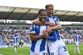 Colchester United v Bromley - Sky Bet League 2