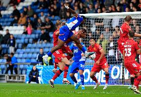 Oldham Athletic v Southend United - Vanarama National League