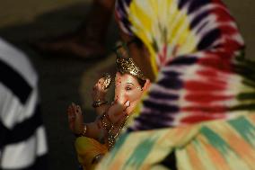 Ganesh Chaturthi Festival In Mumbai