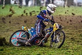 ACU British Upright Championships, 
Cheshire Grass Track Club, Macclesfield, Cheshire