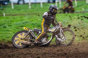 ACU British Upright Championships, 
Cheshire Grass Track Club, Macclesfield, Cheshire