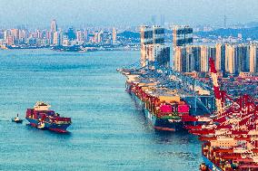 Qingdao Port Working Scene