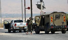 Three Israelis Shot Dead At West Bank-Jordan Crossing