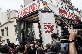 Rally Against The President's Forceful Blow - Paris