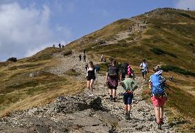 Exploring The Majestic Trails Of The Tatra Mountains