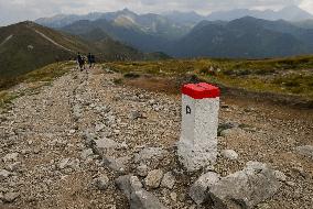 Exploring The Majestic Trails Of The Tatra Mountains