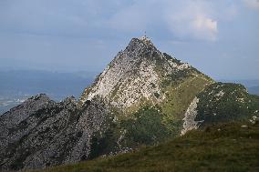 Exploring The Majestic Trails Of The Tatra Mountains