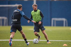 Iker Muniain Practice In Buenos Aires