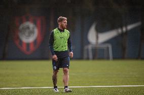 Iker Muniain Practice In Buenos Aires