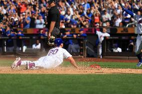 MLB Cincinnati Reds Vs New York Mets