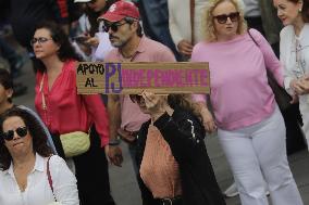 March For Mexican Democracy Against Judicial Reform