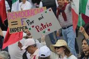 March For Mexican Democracy Against Judicial Reform