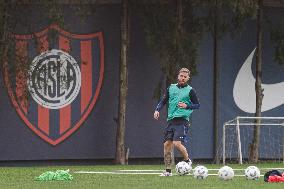 San Lorenzo Unveils New Signing Iker Muniain