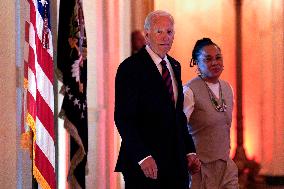 Joe Biden welcomes the Gamecocks Basketball Team - Washington