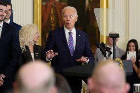 DC: President Biden hold a Huskies Men’s Basketball Team celebration