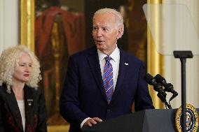 DC: President Biden hold a Huskies Men’s Basketball Team celebration