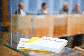 Joint report - Discrimination in Germany