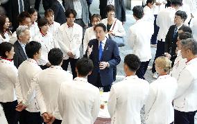 PM Kishida meets Paris Olympics Japanese delegation