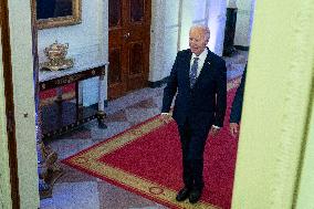 Biden Welcomes The University Of Connecticut Huskies Men - Washington