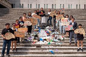 Press Conference Criticizing South Korean Government’s Response To Plastic Agreement In Seoul