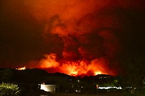 Trabuco Canyon Fire Rages - California