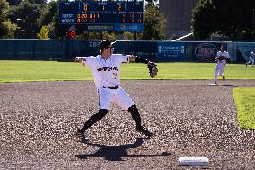 The Yolo High Wheelers (14) Beat The Oakland Ballers (4) In Pioneer Baseball League's Playoffs