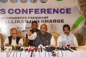 Congress Party President Mallikarjun Kharge News Conference In Srinagar