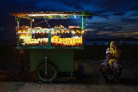 Daily Life In Colombo