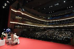 Pope Francis Welcomed In Singapour