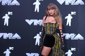 Taylor Swift At MTV Video Music Awards - NY