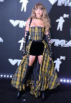 Taylor Swift At MTV Video Music Awards - NY