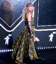 Taylor Swift At MTV Video Music Awards - NY