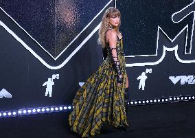 Taylor Swift At MTV Video Music Awards - NY