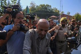 Baramulla MP Engineer Rashid Released From Tihar Jail