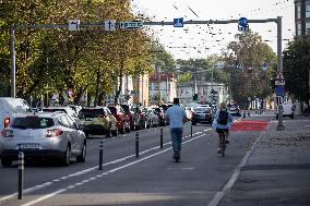 Traffic jam caused by a cycle lane