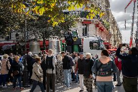 Eight Bells Return To Belfry Of Notre Dame - Paris