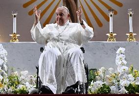 Pope Francis Leads A Mass - Singapore