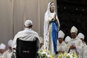 Pope Francis Leads A Mass - Singapore