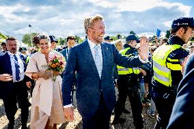 Dutch Royal Couple At 80 Years Of Freedom - Mesch