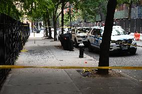 Man Shot Multiple Times In The Back In Manhattan New York