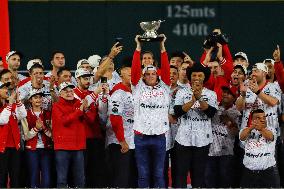 Diablos Rojos Celebrating The 17th  Championship