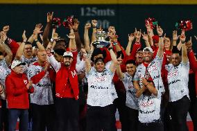 Diablos Rojos Celebrating The 17th  Championship