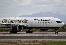 Air Canada aircraft Go Canada Go special livery